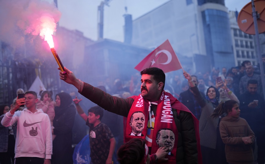 Έλλειψη διαφάνειας και μεροληψία κρατικών ΜΜΕ στις τουρκικές εκλογές &#8211; «Ο Ερντογάν είχε ένα αδικαιολόγητο πλεονέκτημα»