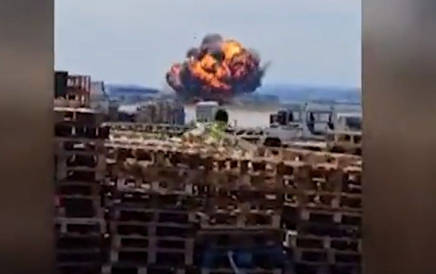 Ισπανία: Βίντεο – σοκ: F-18 συνετρίβη καθώς εκτελούσε ελιγμούς – Στο νοσοκομείο ο πιλότος