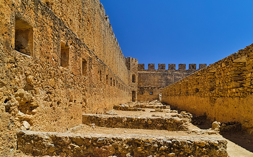 Φρούριο Φραγκοκάστελλο Φρούριο Φραγκοκάστελλο