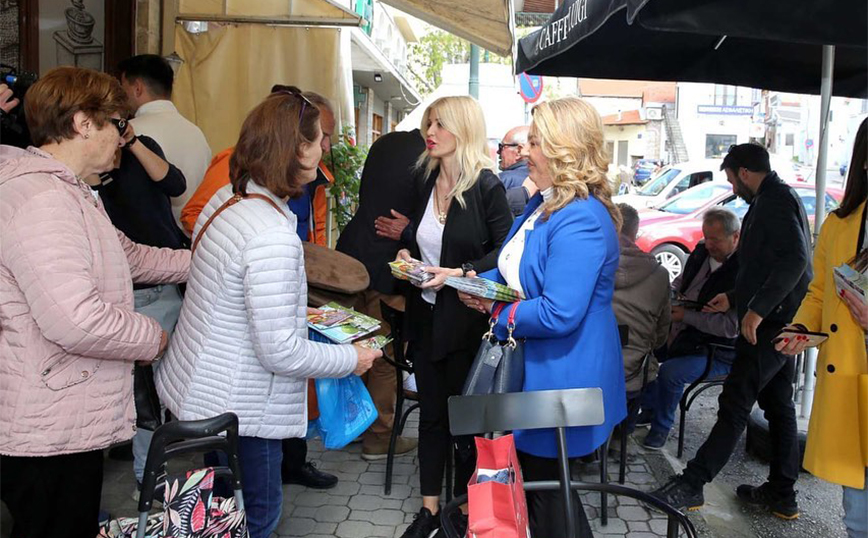 Η Έλενα Ράπτη βρέθηκε σε μια δράση ευαισθητοποίησης της τοπικής κοινωνίας για την παιδική και σεξουαλική κακοποίηση