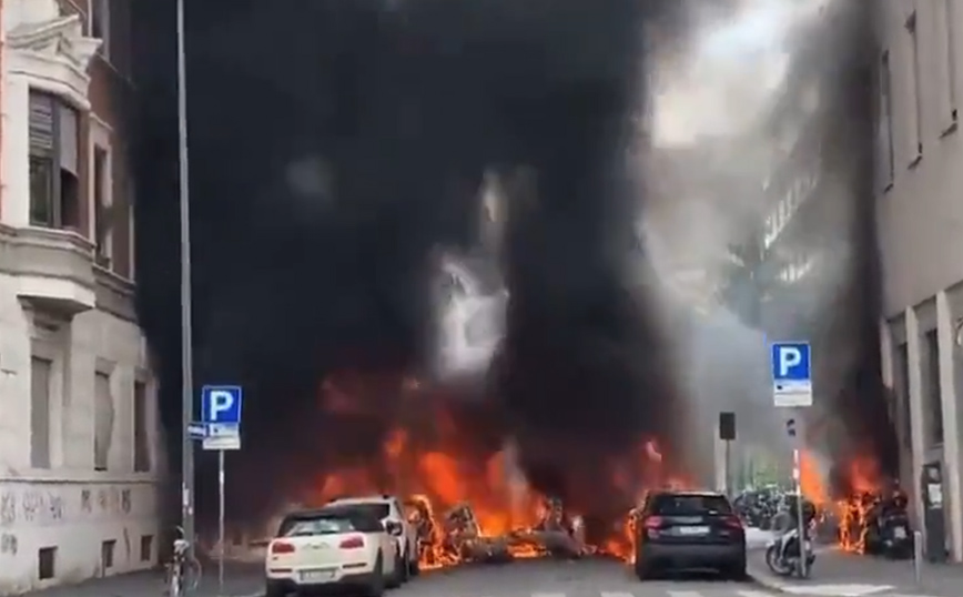 Ισχυρή έκρηξη στο Μιλάνο &#8211; Αυτοκίνητα τυλίχτηκαν στις φλόγες, εκκενώθηκε σχολείο