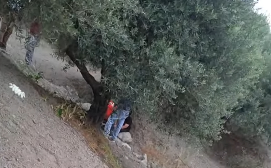Βίντεο με τη στιγμή που διασώστες εντοπίζουν τη 48χρονη που εξαφανίστηκε στην Κρήτη