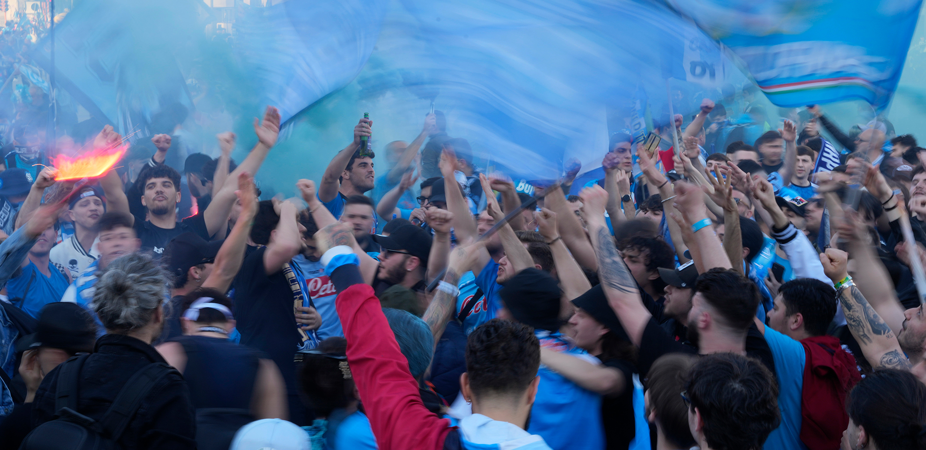 Πρωταθλήτρια η Νάπολι μετά από 33 χρόνια – Η πόλη έχει νέα αρμάδα «ημίθεων» και ο «Θεός» Μαραντόνα θα νιώθει υπερήφανος