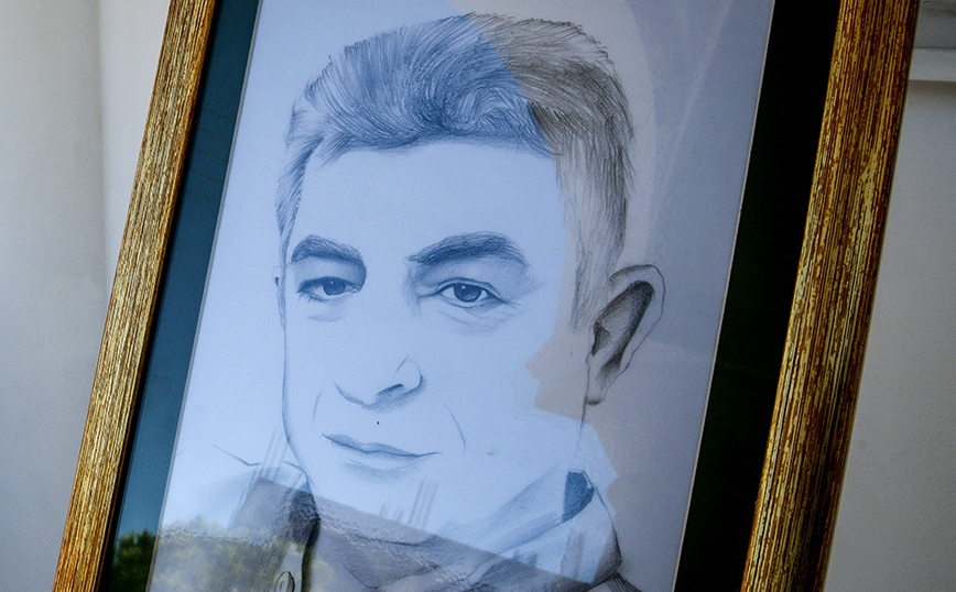 Γιώργος Καραϊβάζ Γιώργος Καραϊβάζ