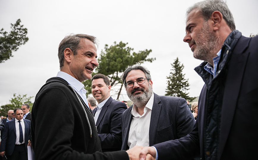 Ο Κυριάκος Μητσοτάκης στη Λέσβο Ο Κυριάκος Μητσοτάκης στη Λέσβο