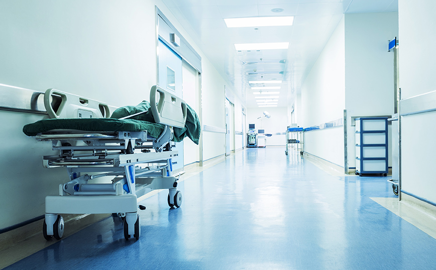 Τρίχρονο αγοράκι νοσηλεύεται με κορονοϊό στο Νοσοκομείο Βόλου – Διασωληνωμένος ένας 79χρονος