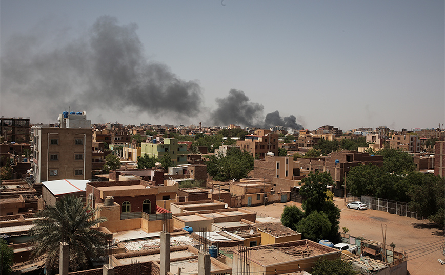 Παραβιάστηκε η εκεχειρία στο Σουδάν &#8211; Σφοδρές μάχες μαίνονται στο Χαρτούμ