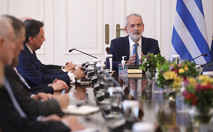 Εκλογές 2023 &#8211; Ιωάννης Σαρμάς στους υπουργούς του: Να είμαστε ουδέτεροι, αμερόληπτοι, αντικειμενικοί