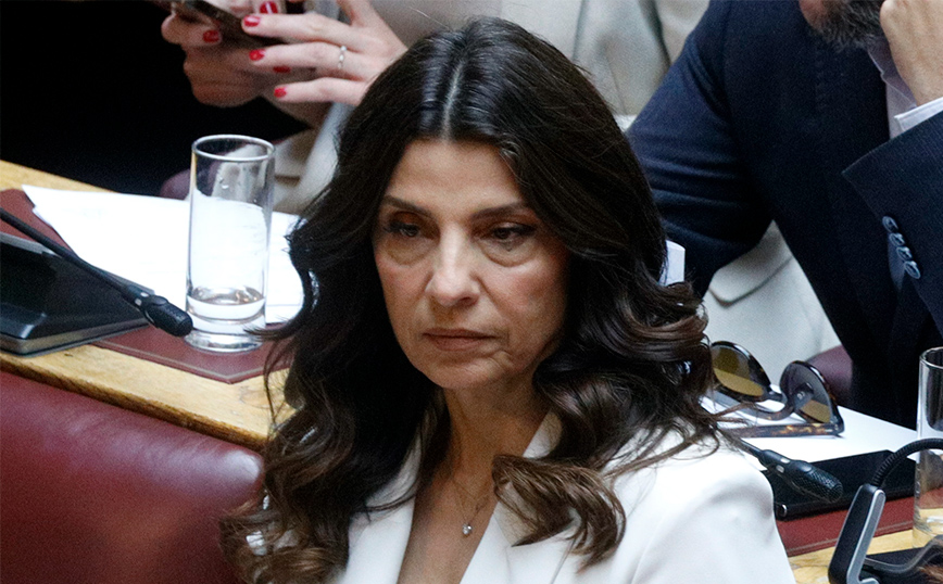Έρχεται με… φόρα; – Συνεργάτες του Τασούλα λένε πως η Πόπη Τσαπανίδου θα κληθεί να αναλάβει καθήκοντα βουλευτού επικρατείας