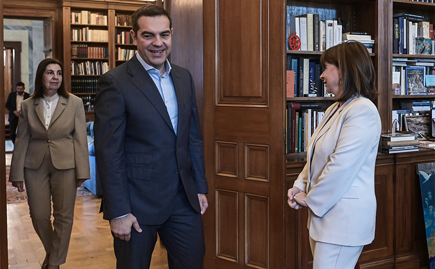 Τσίπρας σε Σακελλαροπούλου: Δεν παραλαμβάνω τη διερευνητική – Δεν υπάρχει δυνατότητα σχηματισμού κυβέρνησης