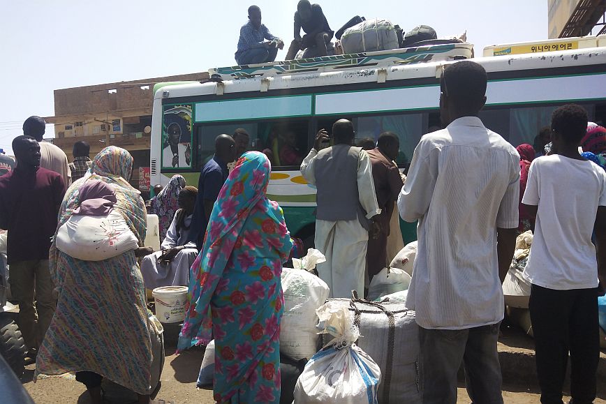 Αίγυπτος: Επιτρέπει την είσοδο μόνο σε Σουδανούς που εξασφάλισαν βίζες στην επικράτεια