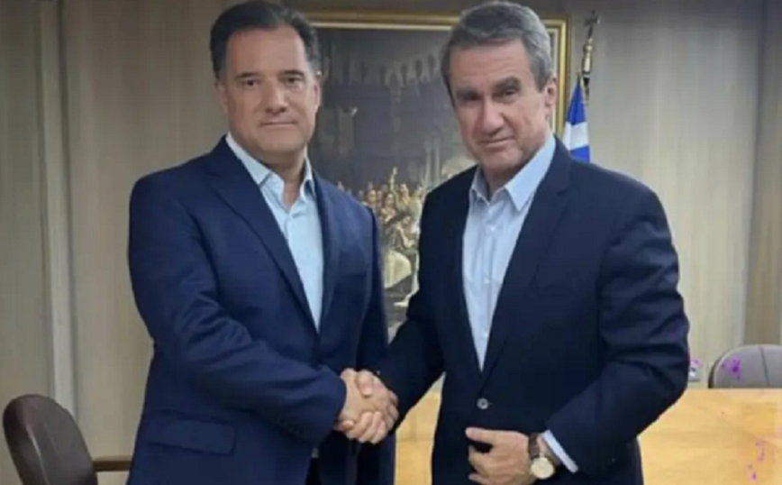 Ο Ανδρέας Λοβέρδος συναντήθηκε με τον Άδωνι Γεωργιάδη στο υπουργείο Εργασίας &#8211; «Του ευχήθηκα να είναι αποτελεσματικός»