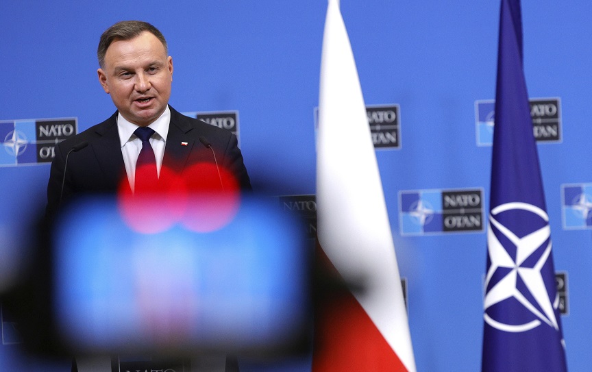 Η Πολωνία πιέζει για την ένταξη της Ουκρανίας στο NATO