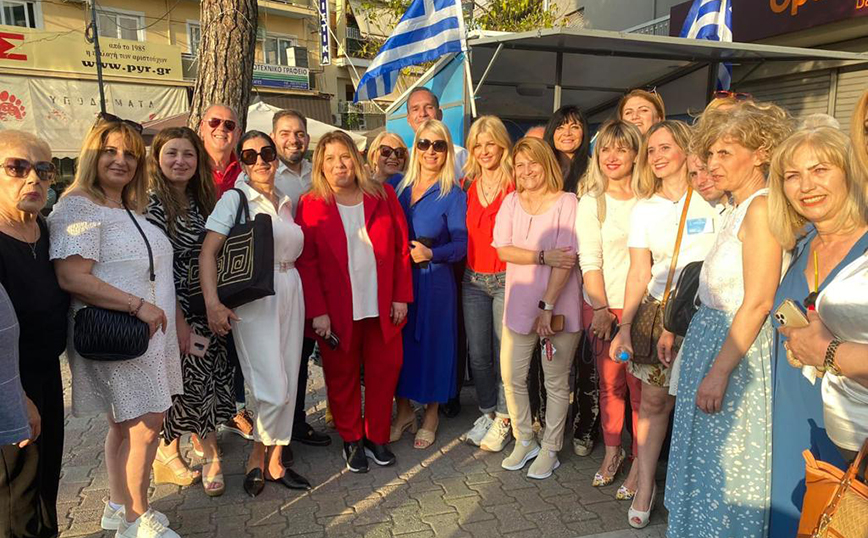 Δράση για την “πρόληψη της παιδικής κακοποίησης” πραγματοποιήθηκε στο Περίπτερο της Ν.Δ. στο Περιστέρι