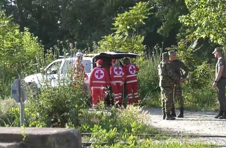 Σύσκεψη στο Μαξίμου για το ζήτημα της διακίνησης μεταναστών σε νησίδες του Έβρου