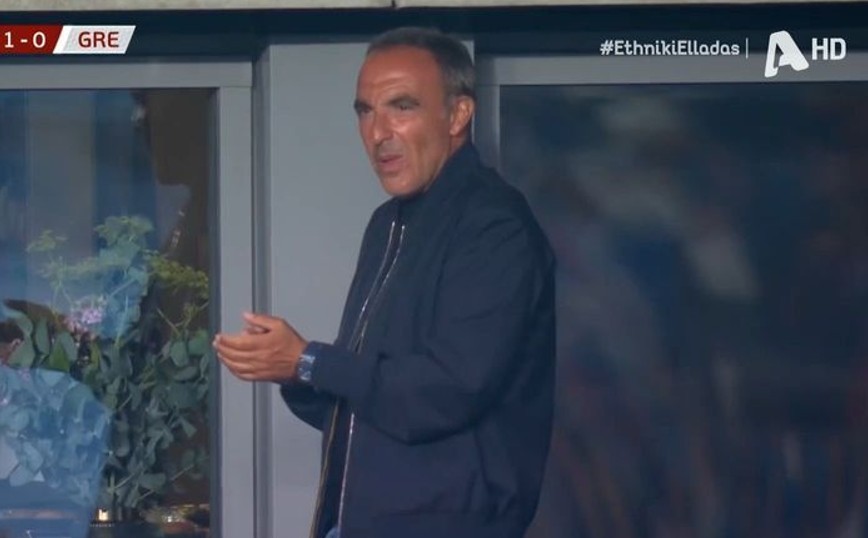 Εκνευρισμός για τον Νίκο Αλιάγα που χειροκρότησε το γκολ του Μπαπέ στον αγώνα Γαλλία &#8211; Ελλάδα: «Υπερήφανος Μεσολογγίτης»