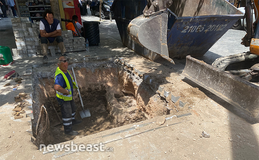 Πήλινα σκεύη βρέθηκαν στο κέντρο της Αθήνας κατα τη διάρκεια εργασιών – Κινητοποιήθηκε η αρχαιολογική υπηρεσία