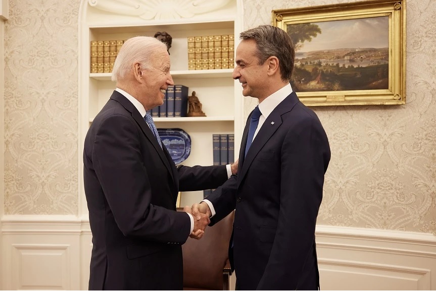 Ο Μπάιντεν συνεχάρη τον Μητσοτάκη για τη νίκη της ΝΔ: «Ελλάδα και Ηνωμένες Πολιτείες υπερασπίστηκαν τη δημοκρατία»