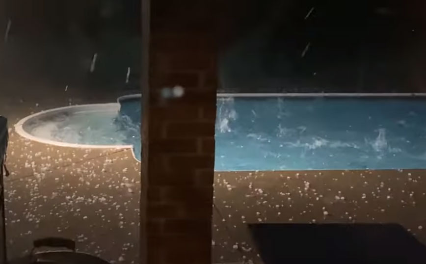 Όταν η πισίνα σου είναι έτοιμη για το καλοκαίρι αλλά ο καιρός όχι