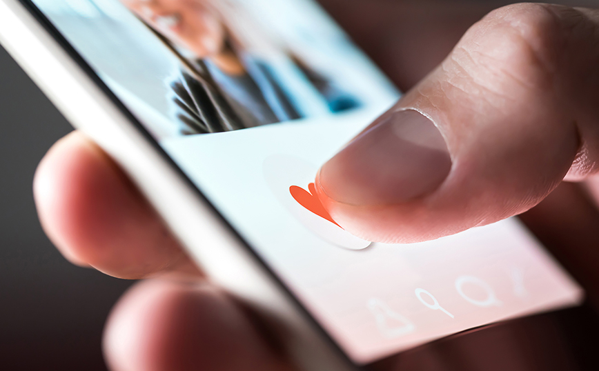 Online dating: 10 συμβουλές για καλύτερες εμπειρίες