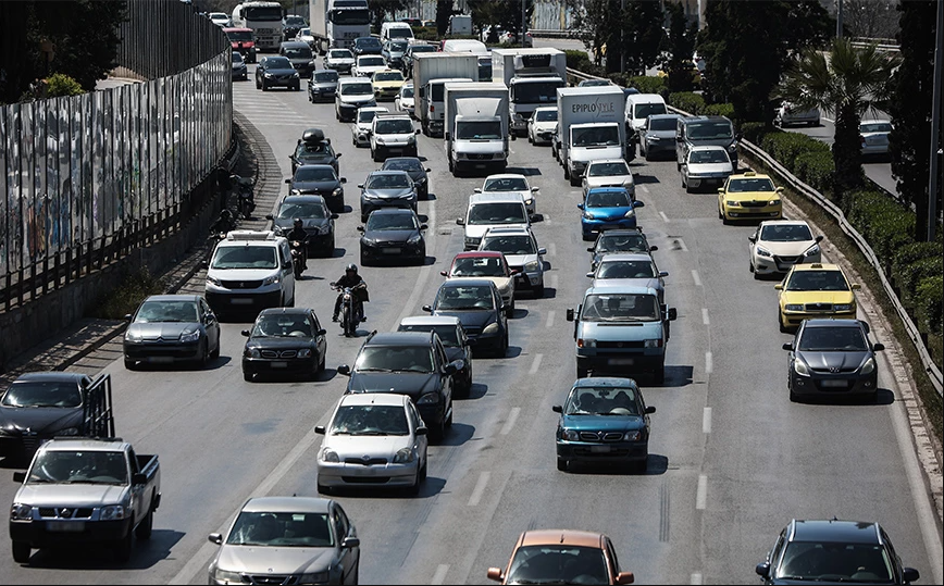 ΑΑΔΕ: Έως 1/7 η προσκόμιση δικαιολογητικών για απαλλαγή τελών κυκλοφορίας 2024 λόγω αναπηρίας