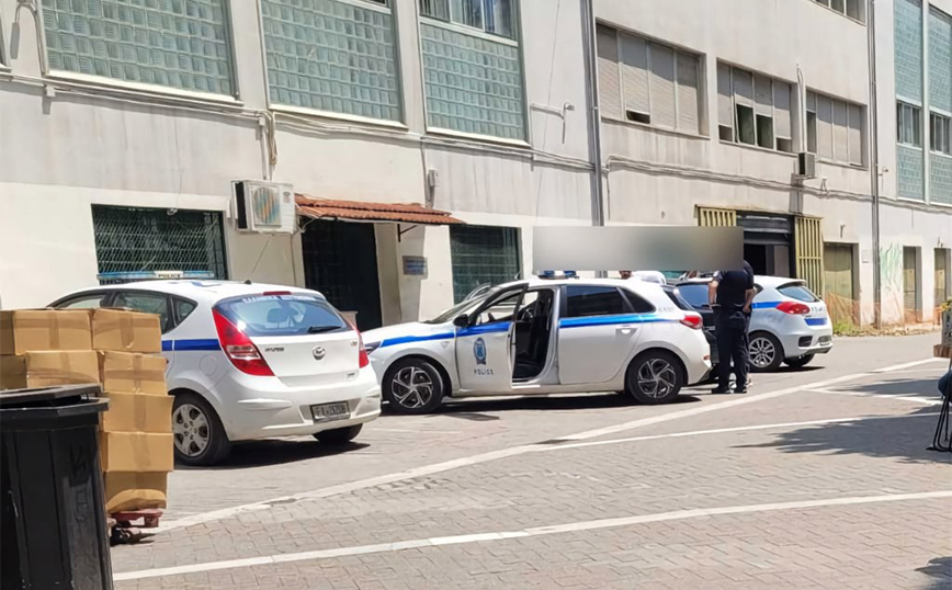 Πανικός στο κέντρο της Λάρισας – Άντρας κυκλοφορούσε στο πλήθος με μαχαίρι