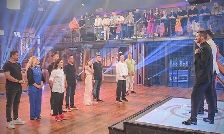 MasterChef: Οι παλιοί παίκτες επέστρεψαν και «δίκασαν» &#8211; «Ο Άγγελος το ξεφτίλισε λίγο&#8230; δεν άφησε κανέναν ασχολίαστο»