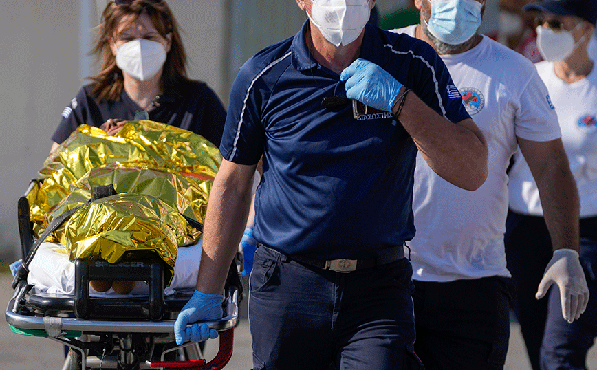 Στην Αθήνα οι 78 σοροί από το ναυάγιο στην Πύλο – Άγνωστο πόσοι ήταν στοιβαγμένοι στο πλοίο