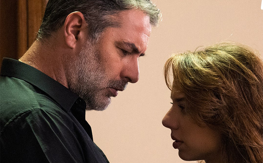 Αυτή η νύχτα μένει