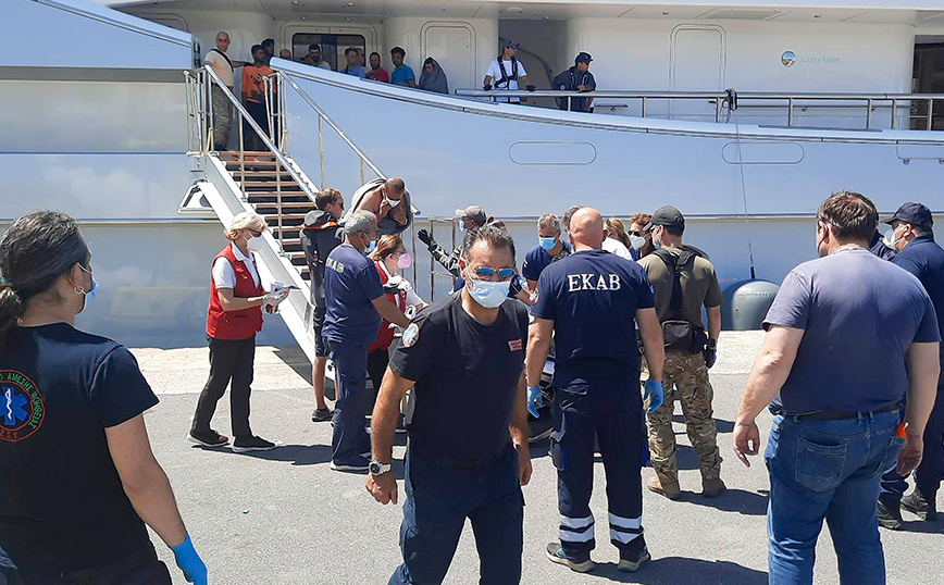 Τραγωδία στην Πύλο: 32 νεκροί από την ανατροπή σκάφους με μετανάστες – Διασώθηκαν 104