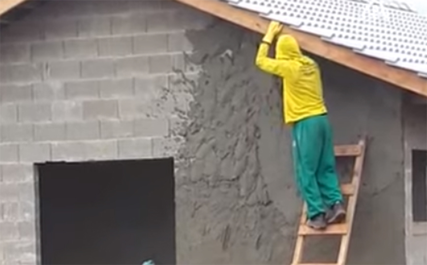 Ένας ανορθόδοξος τρόπος να τσιμεντώσεις έναν τοίχο