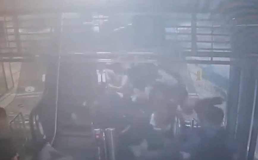 Πανικός σε σταθμό μετρό &#8211; Η κυλιόμενη σκάλα άλλαξε φορά με αποτέλεσμα να τραυματιστούν 14 άτομα