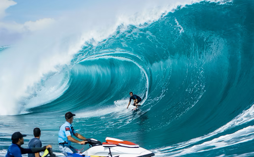 Το πρώτο 7μετρο βουβό κύμα (swell) της σεζόν στον Νότιο Ειρηνικό