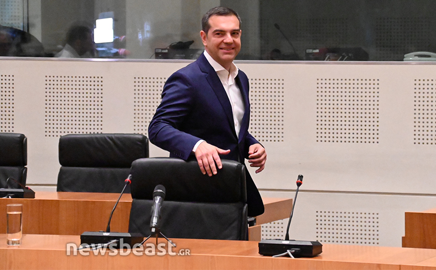 Τα στελέχη που συνόδευσαν τον Αλέξη Τσίπρα στο Ζάππειο για την ανακοίνωση της παραίτησής του