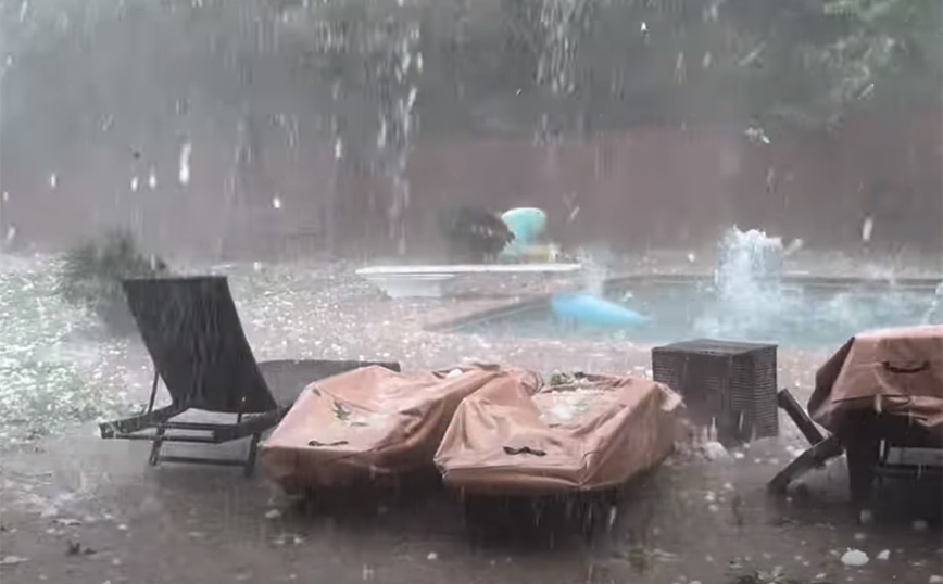 Ένας&#8230; βομβαρδισμός από χαλάζι