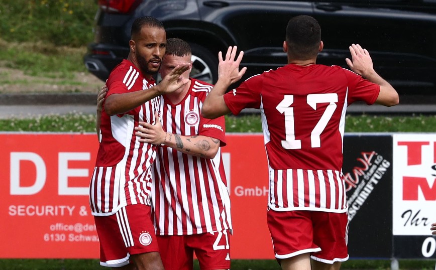 Ολυμπιακός – Σλοβάτσκο 2-1: Νίκη με Ελ Αραμπί και… συνθήματα κατά Σλούκα