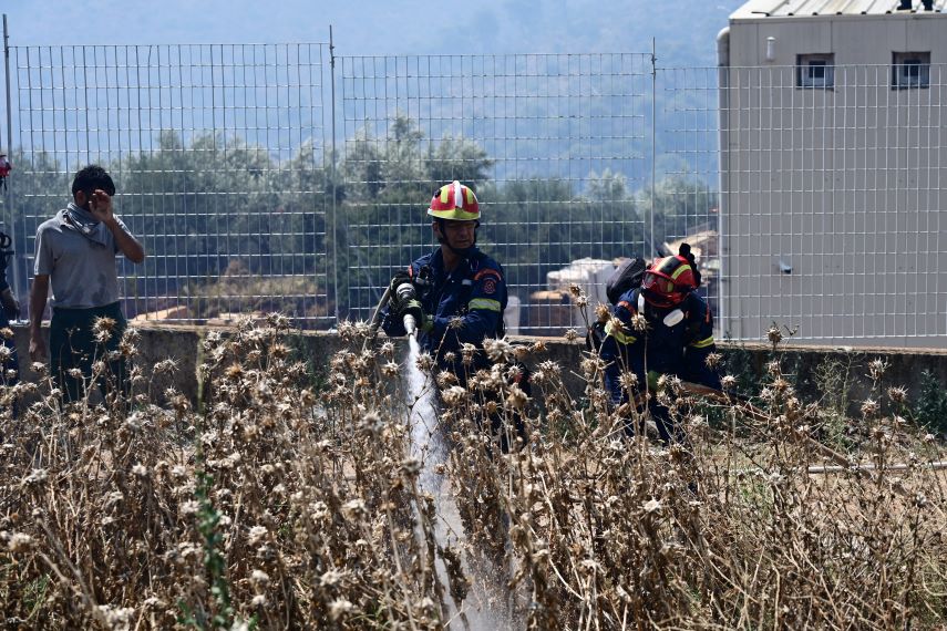 Φωτιές: Κλιμάκιο του ΣΥΡΙΖΑ στις πληγείσες περιοχές του Δήμου Σαρωνικού – Προτείνει άμεσες δράσεις σε τρεις άξονες