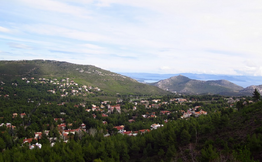 Η Πεντέλη απέκτησε δύο νέα μονοπάτια για πεζοπορία και ποδηλασία