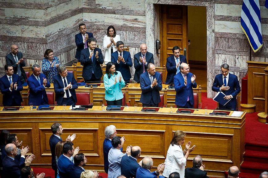 Αξιολόγηση παντού, ρυθμίσεις ανάσα για τις συντάξεις, ΕΣΥ αντάξιο των πολιτών και γρήγορη απονομή δικαιοσύνης