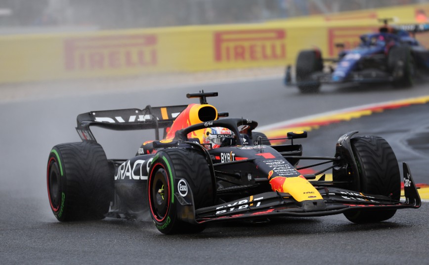 Formula 1: «Σφαίρα» ο Φερστάπεν αλλά την pole position στο Βέλγιο την πήρε ο Λεκλέρ