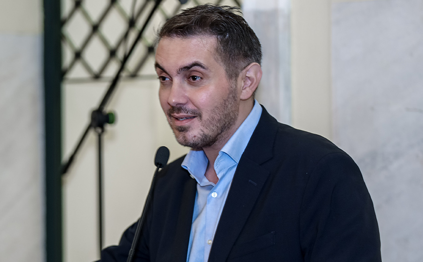 Δεκτή η παραίτηση του Μιχάλη Χατζηγιάννη – Νέα υφυπουργός Πολιτισμού στην Κύπρο