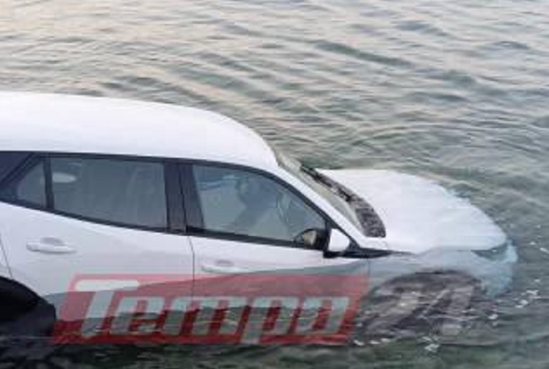 Πάτρα: Ξέχασε «λυμένο» το χειρόφρενο και βρήκε το αυτοκίνητο στη θάλασσα