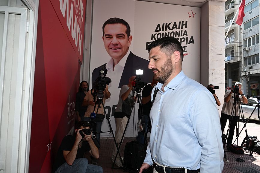 Καρτερός κατά Τεμπονέρα επειδή διαφωνεί με τις διεργασίες εκλογής νέου προέδρου στον ΣΥΡΙΖΑ