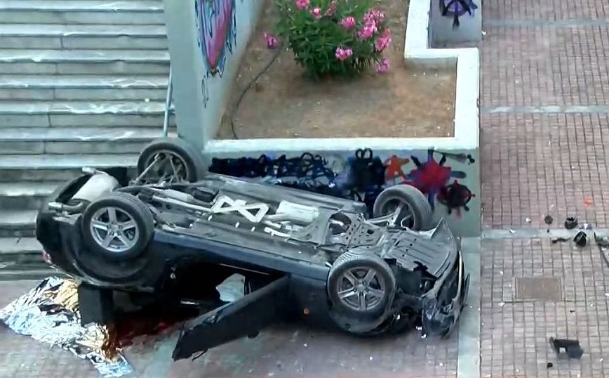 Τροχαίο δυστύχημα στο Νέο Ηράκλειο: Αναποδογύρισε αυτοκίνητο κοντά στον σταθμό ΗΣΑΠ &#8211; Νεκρός ο οδηγός