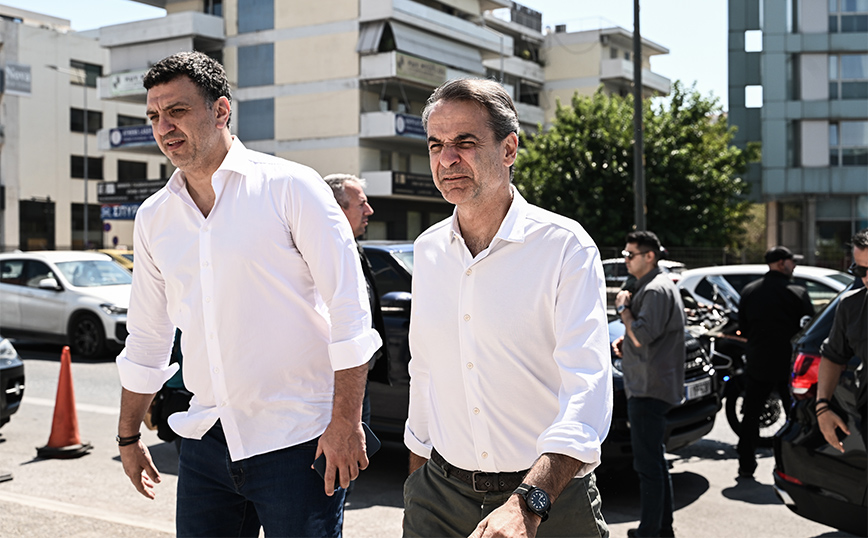 Ο Κυριάκος Μητσοτάκης στο Συντονιστικό Κέντρο Επιχειρήσεων για τις φωτιές &#8211; Έγινε σχεδιασμός για τις επόμενες ημέρες