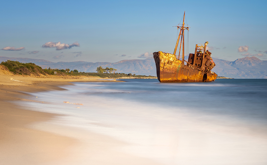 Ναυάγιο "Δημήτριος"