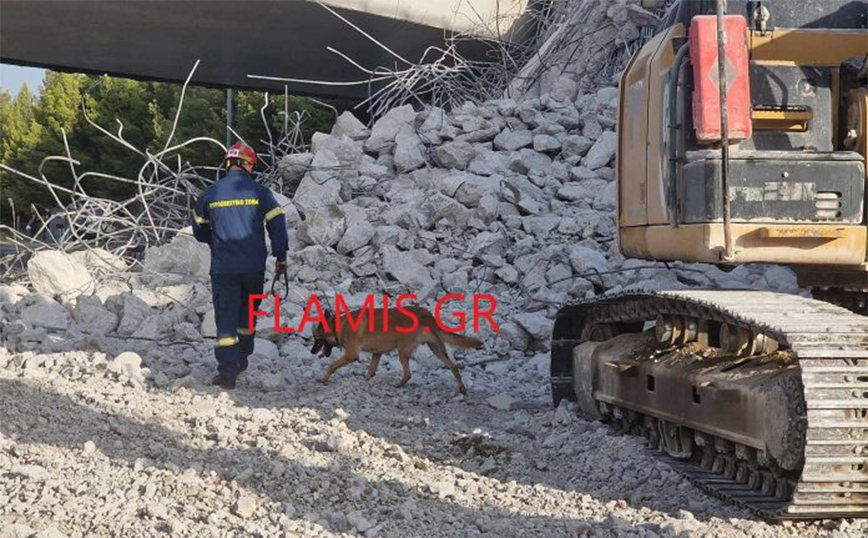 Έσπασαν το μεγάλο κομμάτι που κατέρρευσε στη γέφυρα στην Πάτρα &#8211; Δεν εντοπίστηκε εγκλωβισμένο άτομο