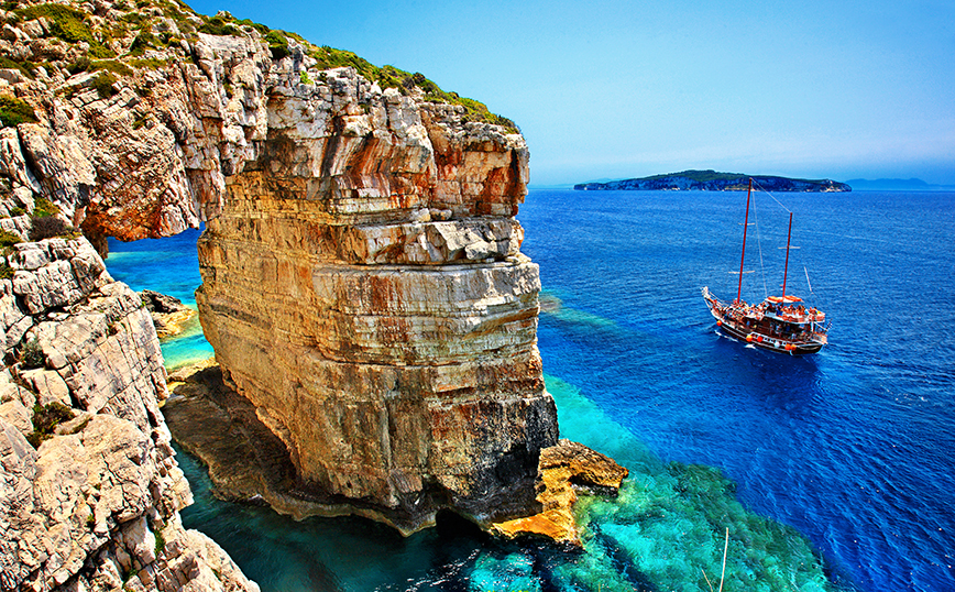 Τρυπητός, Παξοί Τρυπητός, Παξοί