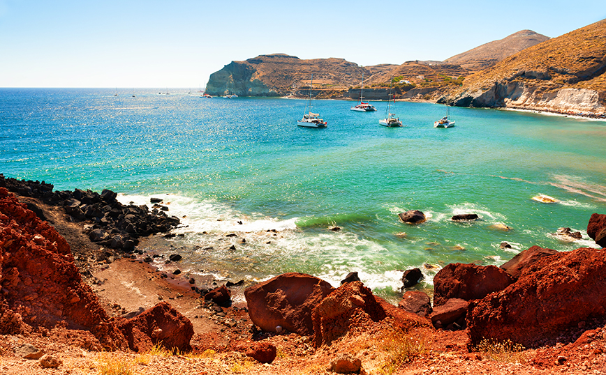 Κόκκινη παραλία στη Σαντορίνη