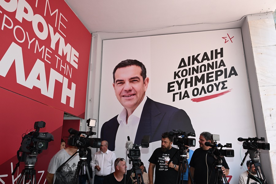 Όσα έγιναν στη συνεδρίαση του ΣΥΡΙΖΑ: Η μίζερη απόφαση, οι 7 «αρχηγοί» – Ποιος δεν εμφανίστηκε για μην υπάρξουν εντάσεις